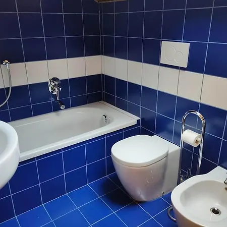 アパート Cretes 19