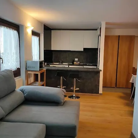 Апартаменти Cretes 19